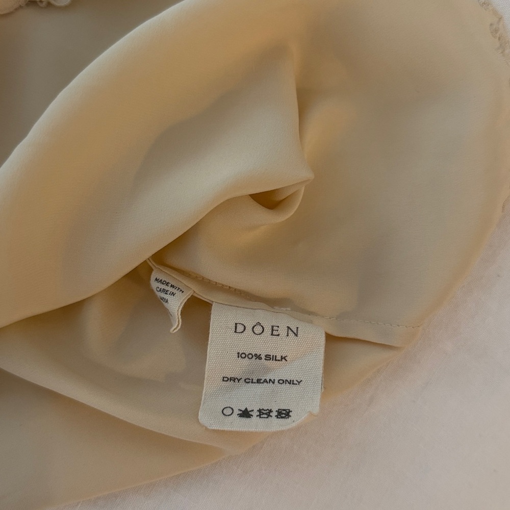 Doen Heirloom Set in Mother of Pearl - Picture 5 of 6